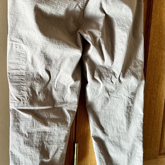 Vuori Ripstop Pant - Never Worn - Picture 7 of 11